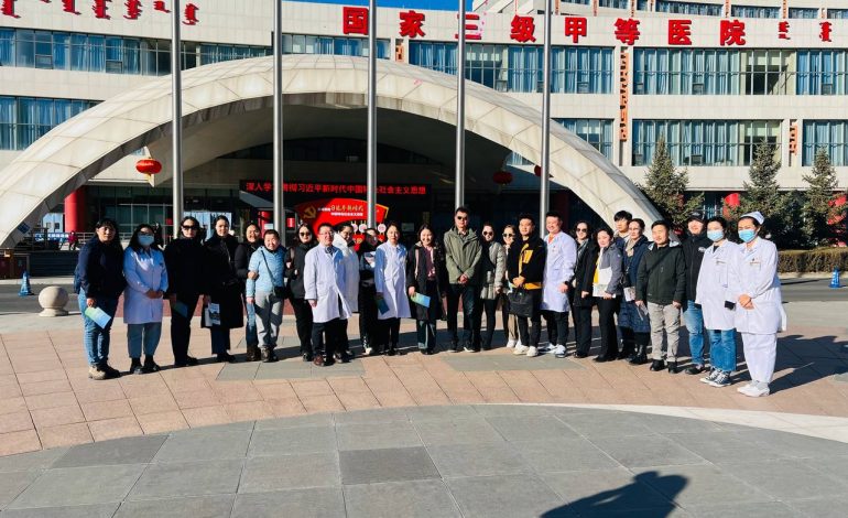 Хөх хотын Монгол-Хятад уламжлалт эмнэлэгтэй танилцаад туршлага судлаад ирлээ